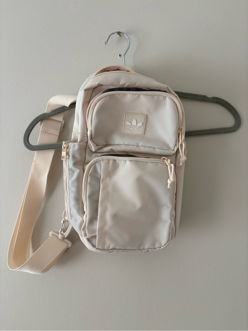Adidas Utility 4 Sling Bag in Wonder White - Picture 2 of 5